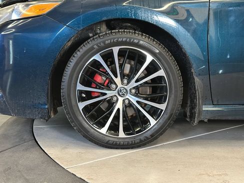 Used 2019 Toyota Camry SE FWD image 24