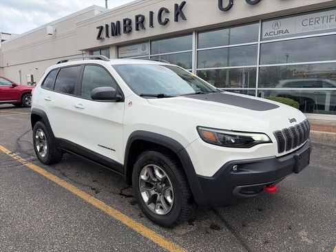 Used 2019 Jeep Cherokee Trailhawk image 1