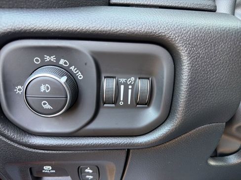 New 2026 RAM 1500 4x4 Crew Cab image 20