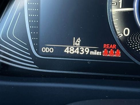 Used 2020 Lexus UX 200 image 22