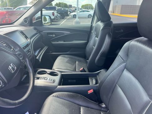Used 2023 Honda Ridgeline RTL-E image 3