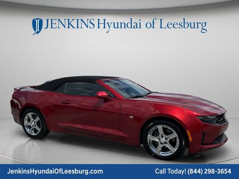 Used 2024 Chevrolet Camaro LT w/ Technology Package RWD image 2