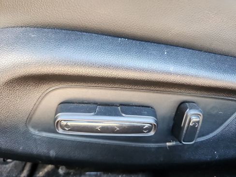 Used 2022 Honda Civic Touring image 12