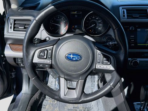 Used 2017 Subaru Outback 3.6R Limited AWD/4WD image 18