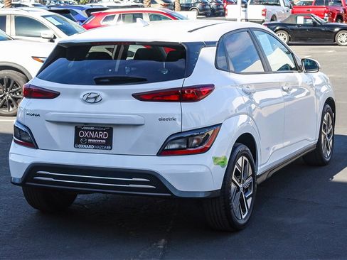 Used 2023 Hyundai Kona SE w/ Cargo Package image 4