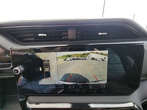 Certified 2025 GMC Sierra 1500 AT4X image 24