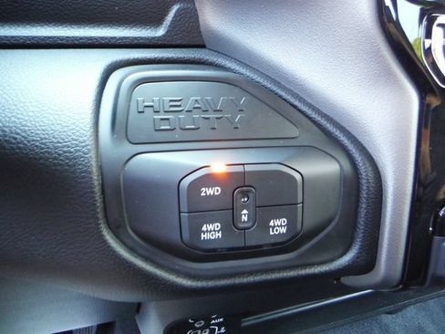 Used 2026 RAM 2500 Big Horn AWD/4WD image 31