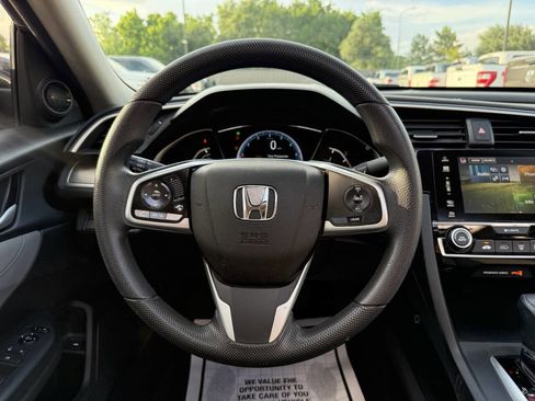 Used 2018 Honda Civic EX image 21