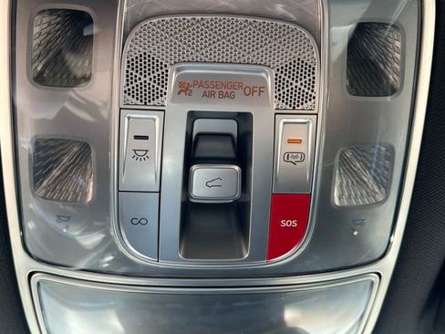 Used 2023 Genesis GV70 2.5T w/ Sport Prestige Package image 24