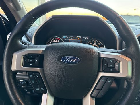 Used 2020 Ford F150 Lariat w/ Equipment Group 502A Luxury image 29