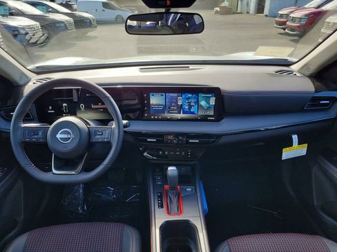 New 2026 Nissan Kicks SR FWD image 21