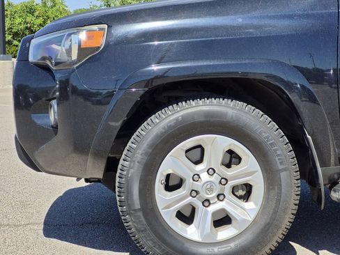 Used 2015 Toyota 4Runner SR5 RWD image 7