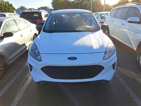 Used 2021 Ford Escape S image 3