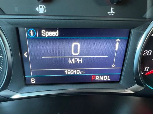 Used 2024 Chevrolet Equinox LT w/ LPO, Floor Liner Package FWD image 29