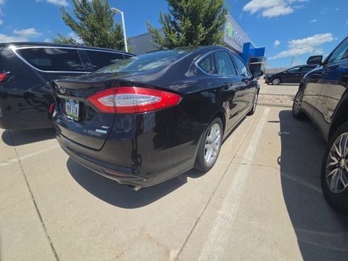 Used 2014 Ford Fusion SE w/ Equipment Group 202A FWD image 5