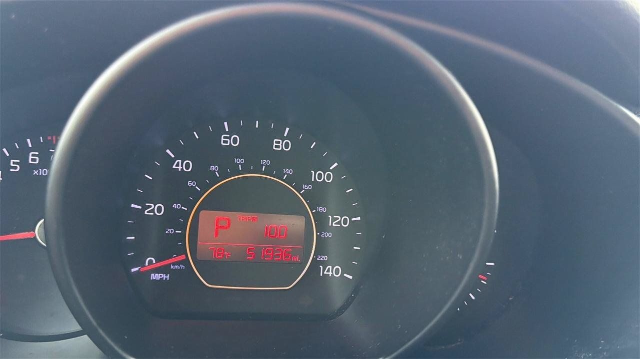 Used 2016 Kia Soul FWD image 24