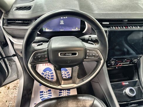 Used 2021 Jeep Grand Cherokee L Limited image 17