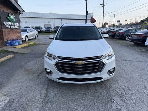 Used 2018 Chevrolet Traverse Premier w/ Driver Confidence II Package FWD image 8