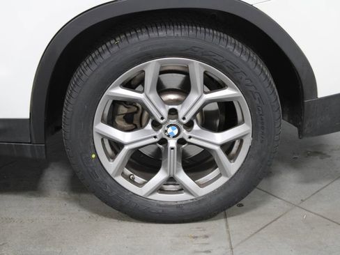 Used 2023 BMW X3 sDrive30i image 18