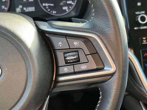 Certified 2022 Subaru Outback Premium image 21