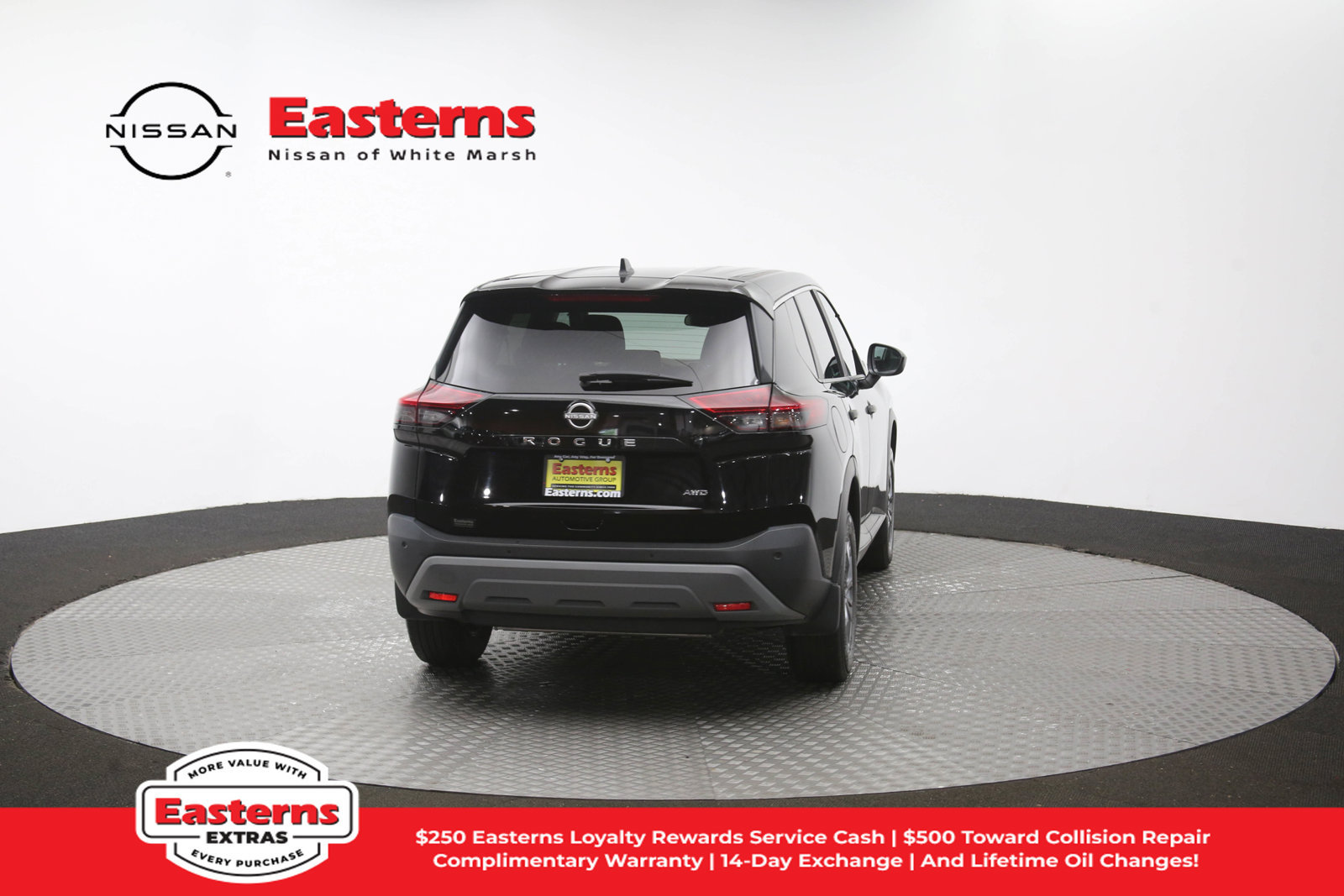 Used 2023 Nissan Rogue S AWD/4WD image 35