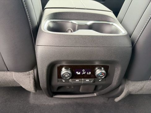 New 2026 GMC Acadia Elevation w/ Elevation Premium Package FWD image 30