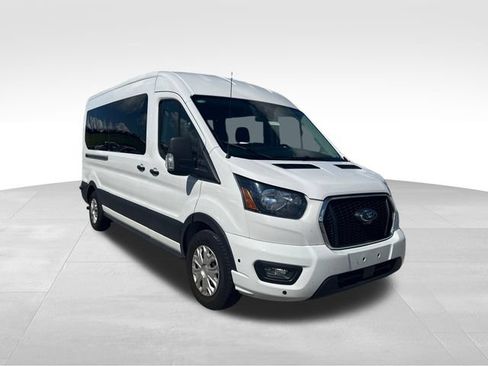 Used 2024 Ford Transit 350 XLT RWD image 3