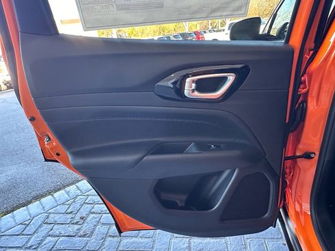 New 2026 Jeep Compass Latitude image 29