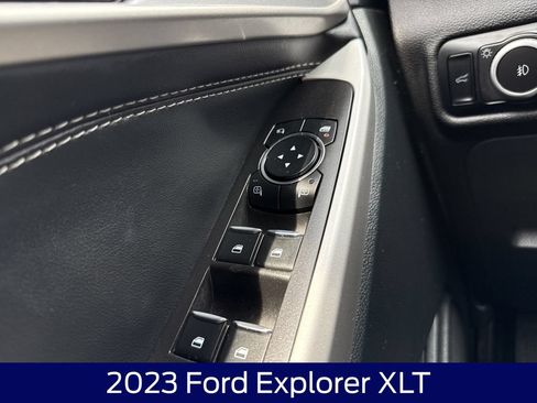Used 2023 Ford Explorer XLT w/ Equipment Group 202A AWD/4WD image 27