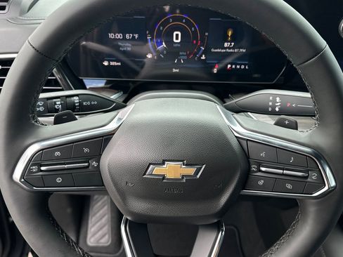 New 2026 Chevrolet Suburban LT RWD image 25