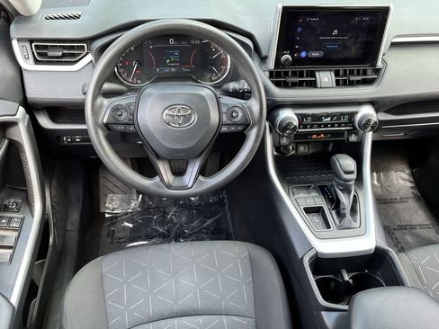 Used 2024 Toyota RAV4 XLE FWD image 10