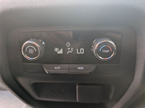 New 2026 Chevrolet Traverse Z71 w/ Enhanced Driving Package AWD/4WD image 35