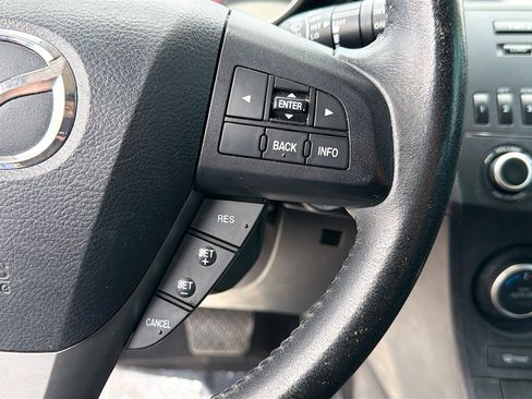 Used 2013 MAZDA MAZDA3 i Touring w/ Preferred Equipment Pkg image 34