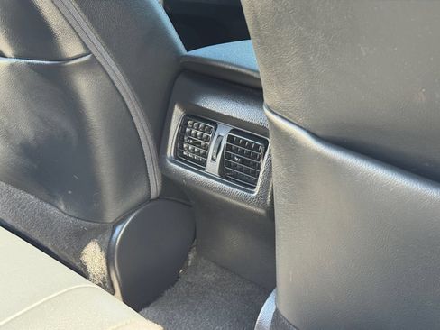 Used 2022 Toyota Camry XSE FWD image 22