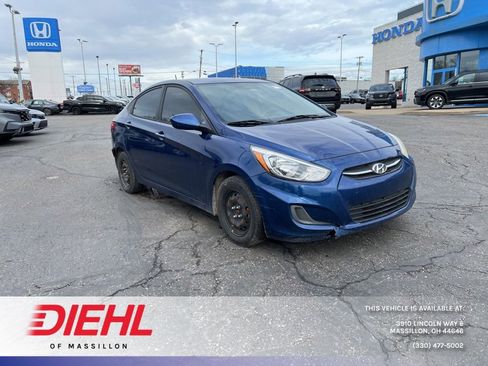 Used 2017 Hyundai Accent SE image 1