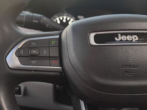 Used 2022 Jeep Compass Latitude w/ Sun and Sound Group image 23