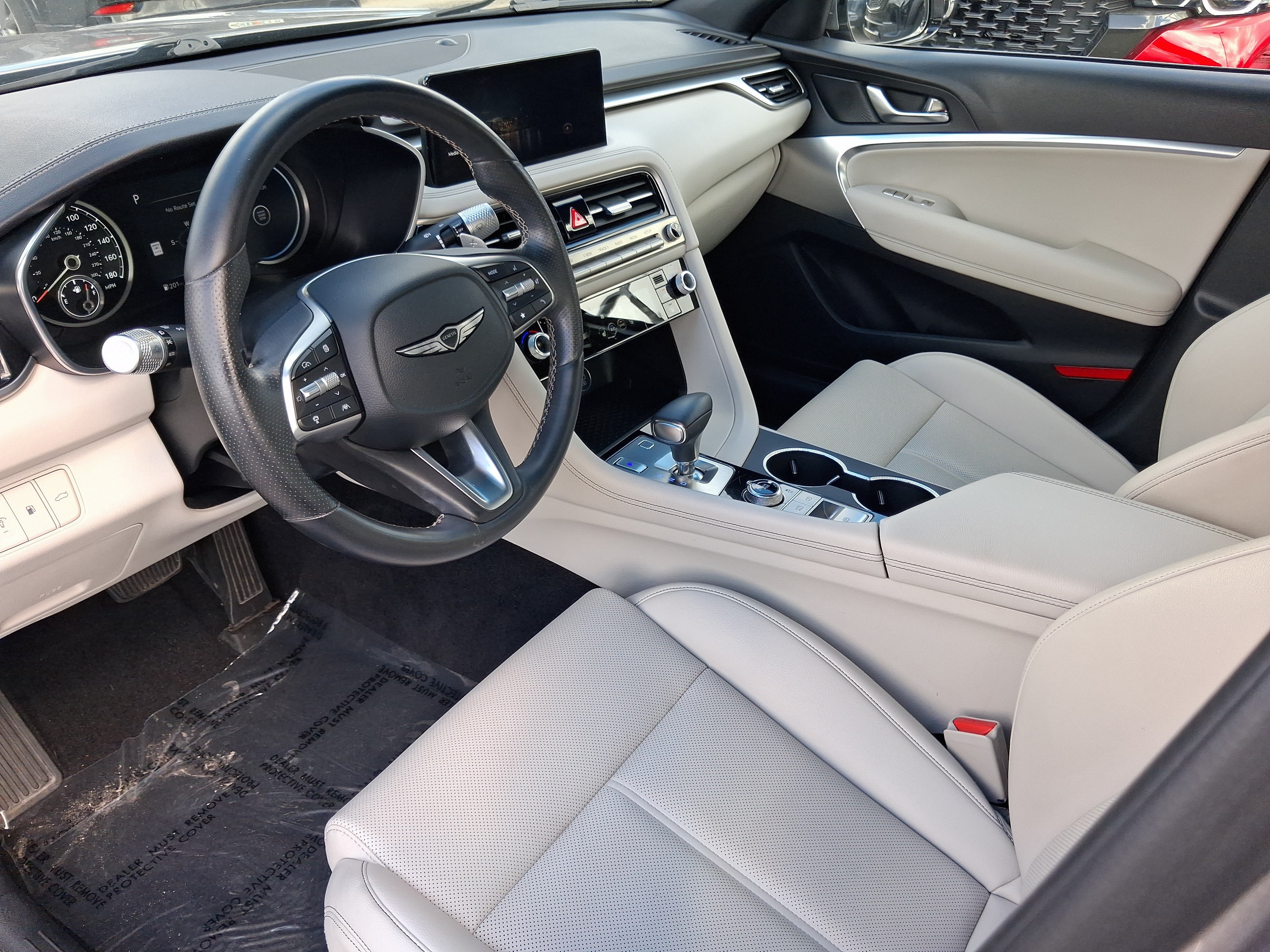 Used 2025 Genesis G70 2.5T RWD image 10