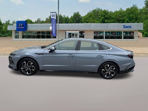 Used 2025 Hyundai Sonata SEL AWD/4WD image 2