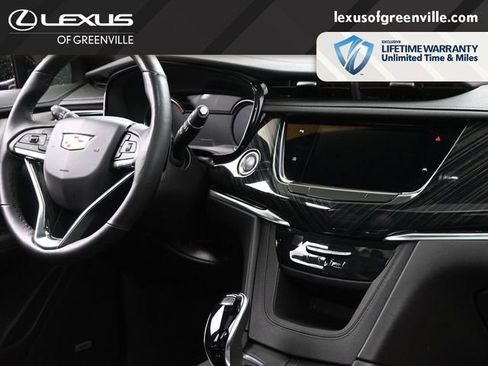 Used 2023 Cadillac XT6 Premium Luxury FWD image 33