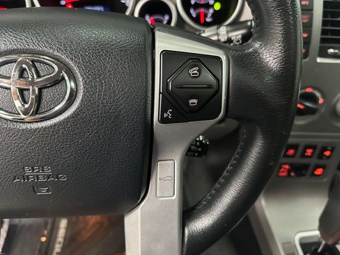 Used 2014 Toyota Sequoia Platinum w/ Preferred Accessory Package AWD/4WD image 15