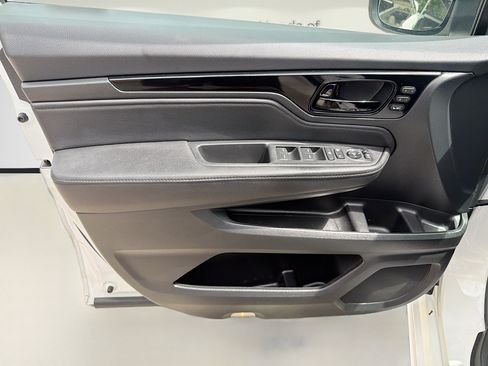 Used 2024 Honda Odyssey Touring image 20