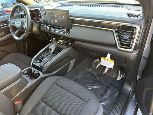 New 2026 GMC Canyon Elevation w/ LPO, Black Badging Package image 26