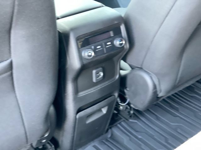 Used 2019 GMC Acadia SLE FWD image 13