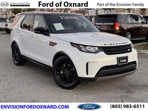 Used 2018 Land Rover Discovery SE image 1