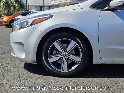 Used 2018 Kia Forte LX w/ LX Popular Package FWD image 9
