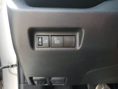 Used 2024 Toyota RAV4 XLE FWD image 26