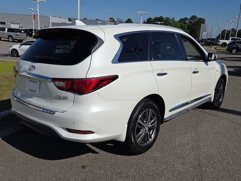 Used 2016 INFINITI QX60 FWD w/ Premium Plus Package image 13