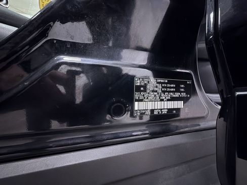 Used 2023 Toyota RAV4 SE w/ Weather & Moonroof Package image 14