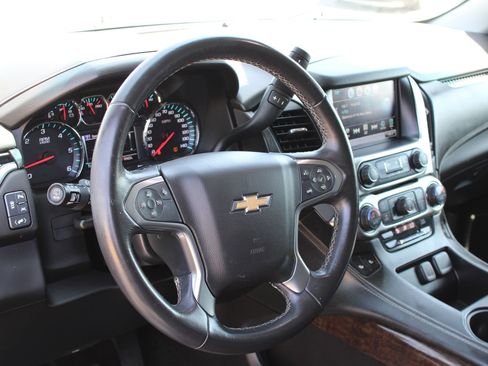 Used 2017 Chevrolet Suburban LT AWD/4WD image 10