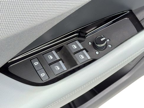 New 2026 Audi Q3 quattro 2.0T image 19